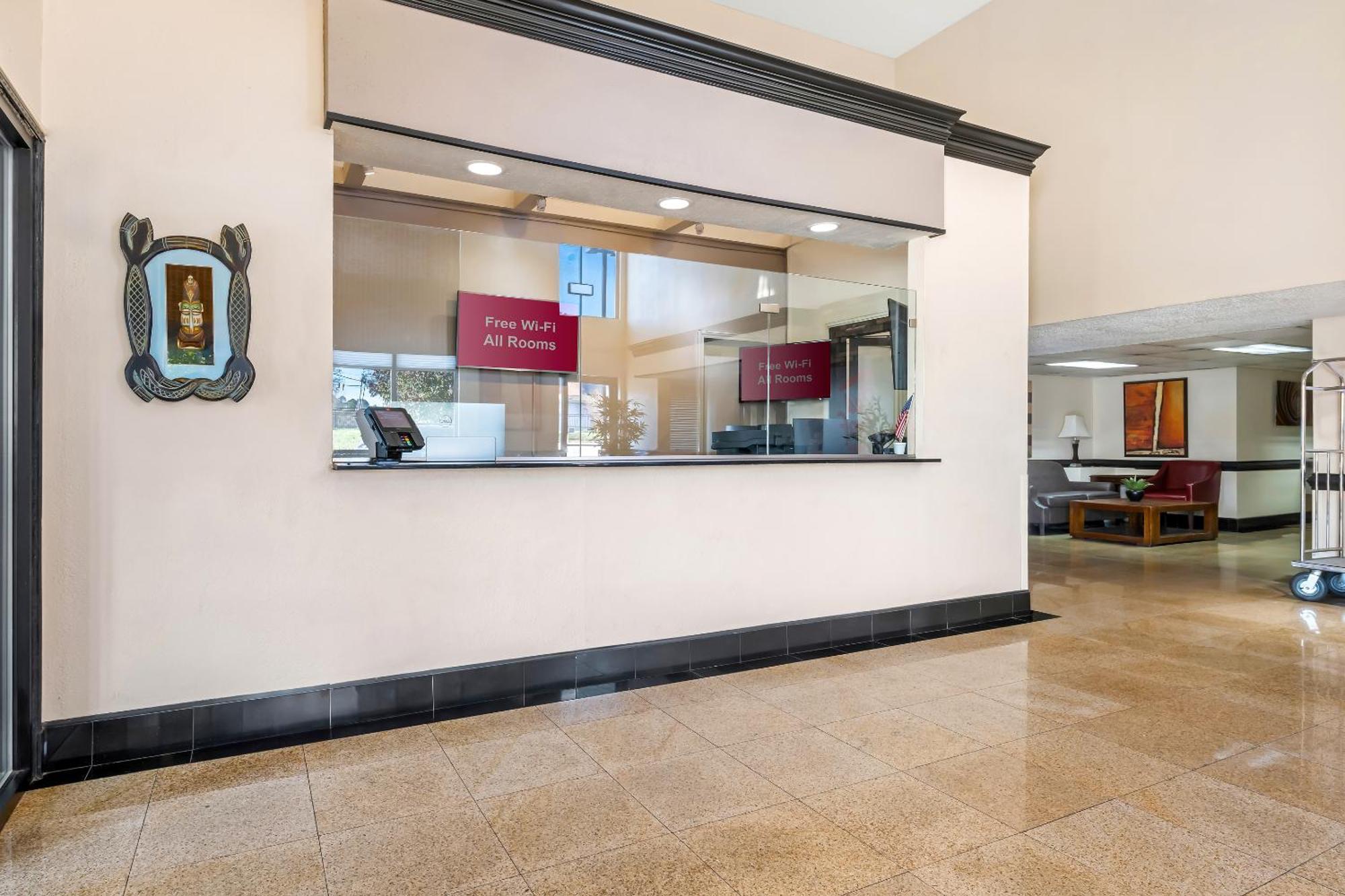 Red Roof Inn Charlotte - University Exterior photo